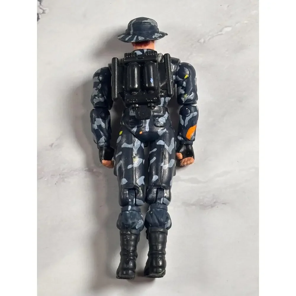 2004 Hasbro GI Joe V8 Sailor: Shipwreck 3.75in ~ Piranha Boat Valor vs Venom